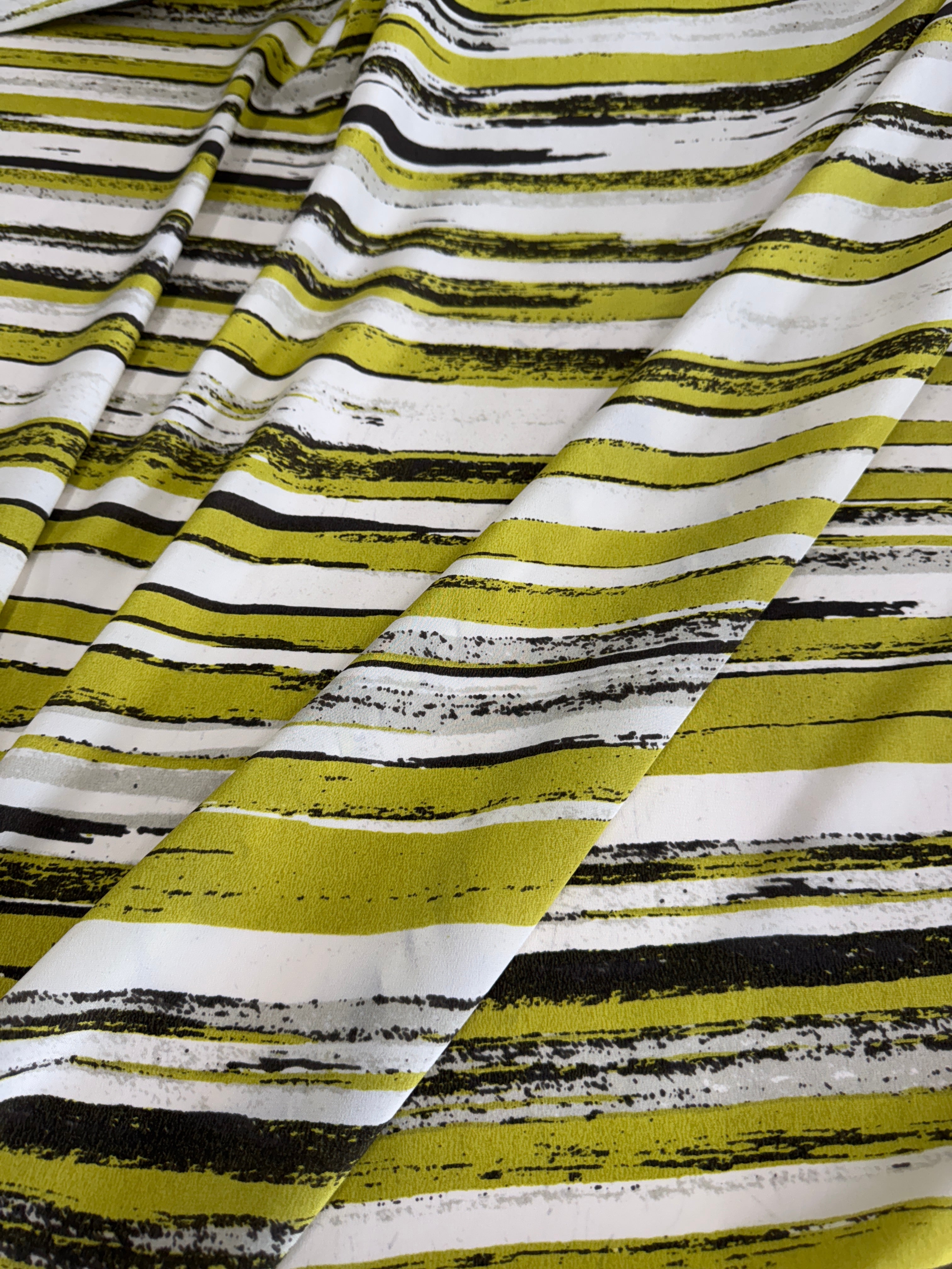 Apple Green Striped Silk Crepe De Chine, Silk Crepe De Chine, 100 Silk Fabric, Pure Silk Fabric, Luxury Silk Fabric, Matte Silk Fabric, Lightweight Silk Fabric, Crepe Silk Fabric