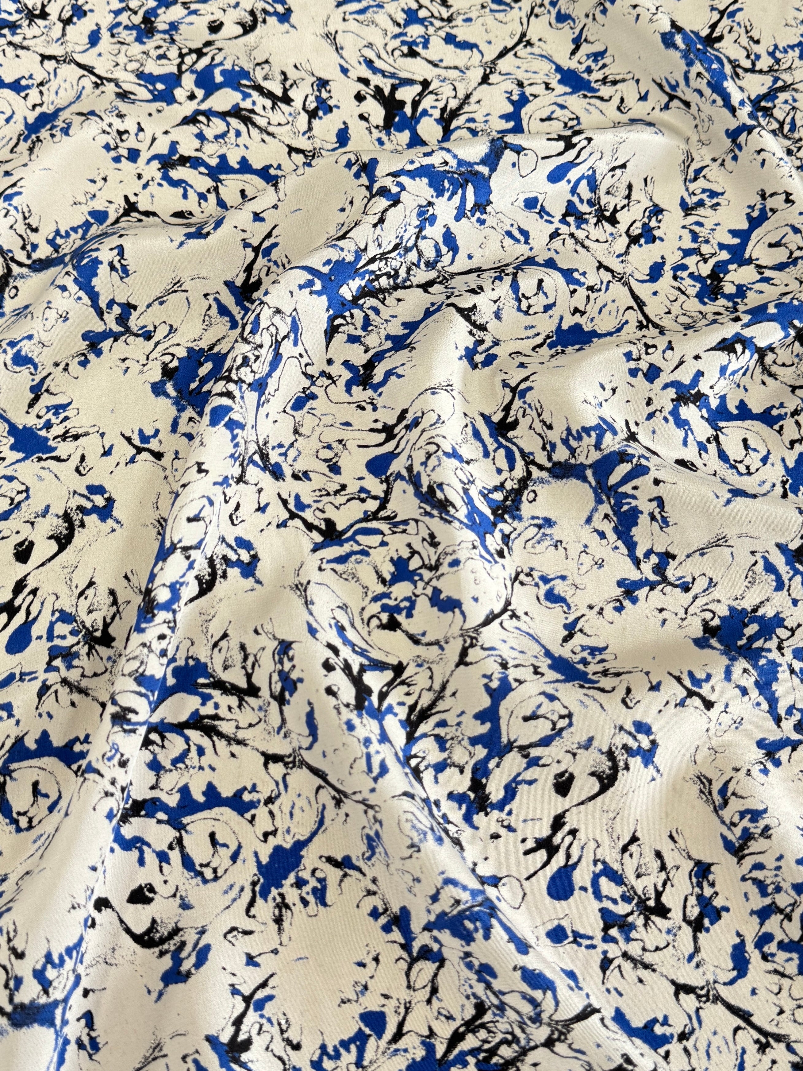 White Blue Marble Italian Silk Crepe De Chine, Silk Crepe De Chine, 100 Silk Fabric, Pure Silk Fabric, Luxury Silk Fabric, Matte Silk Fabric, Lightweight Silk Fabric, Crepe Silk Fabric
