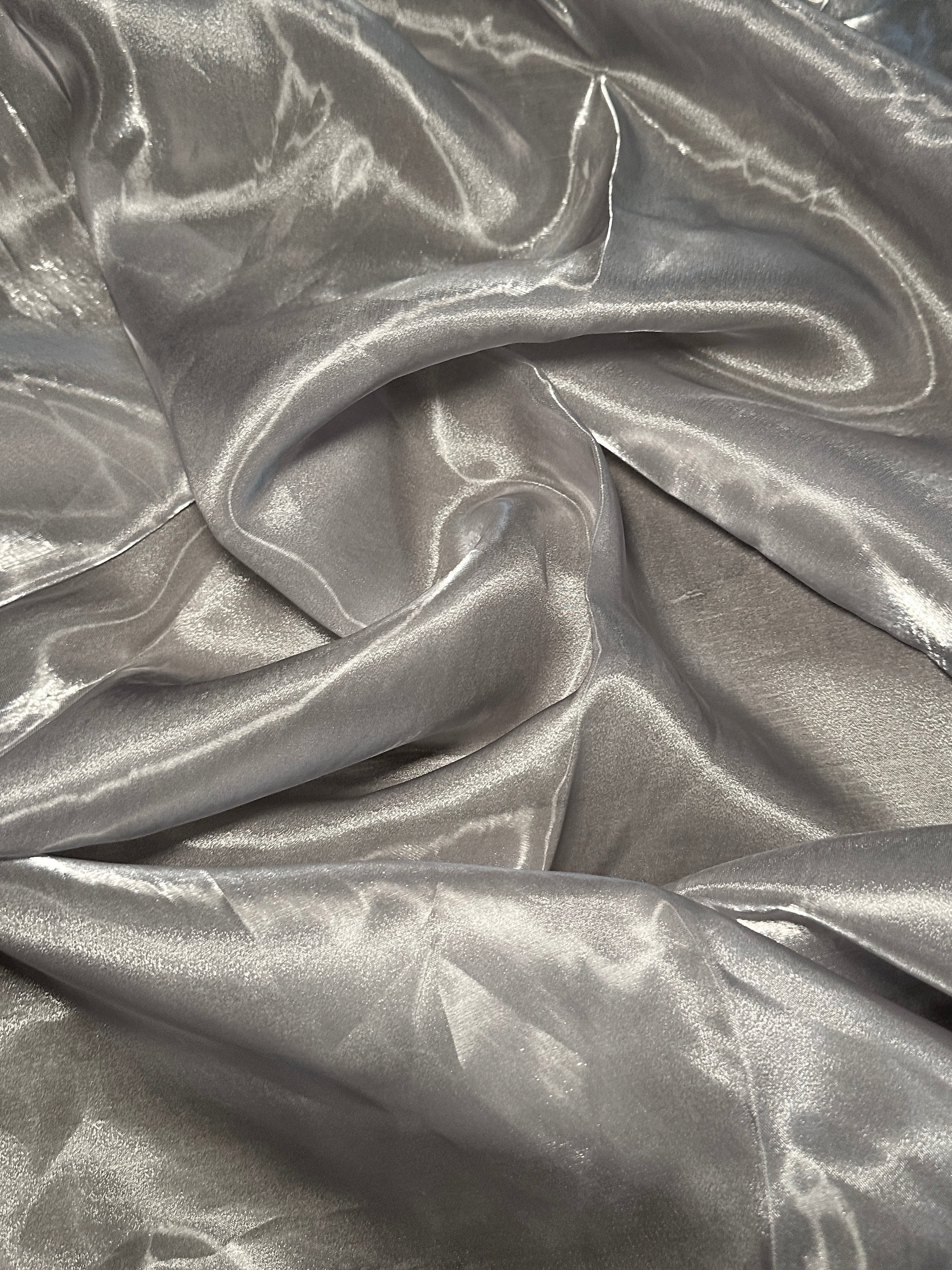 Silver Liquid Shimmery Organza, Metallic Organza Fabric, Shiny Organza Cloth, Sheer Shimmer Organza, Glossy Organza Textile, Luxury Organza Fabric, Lightweight Shimmer Fabric