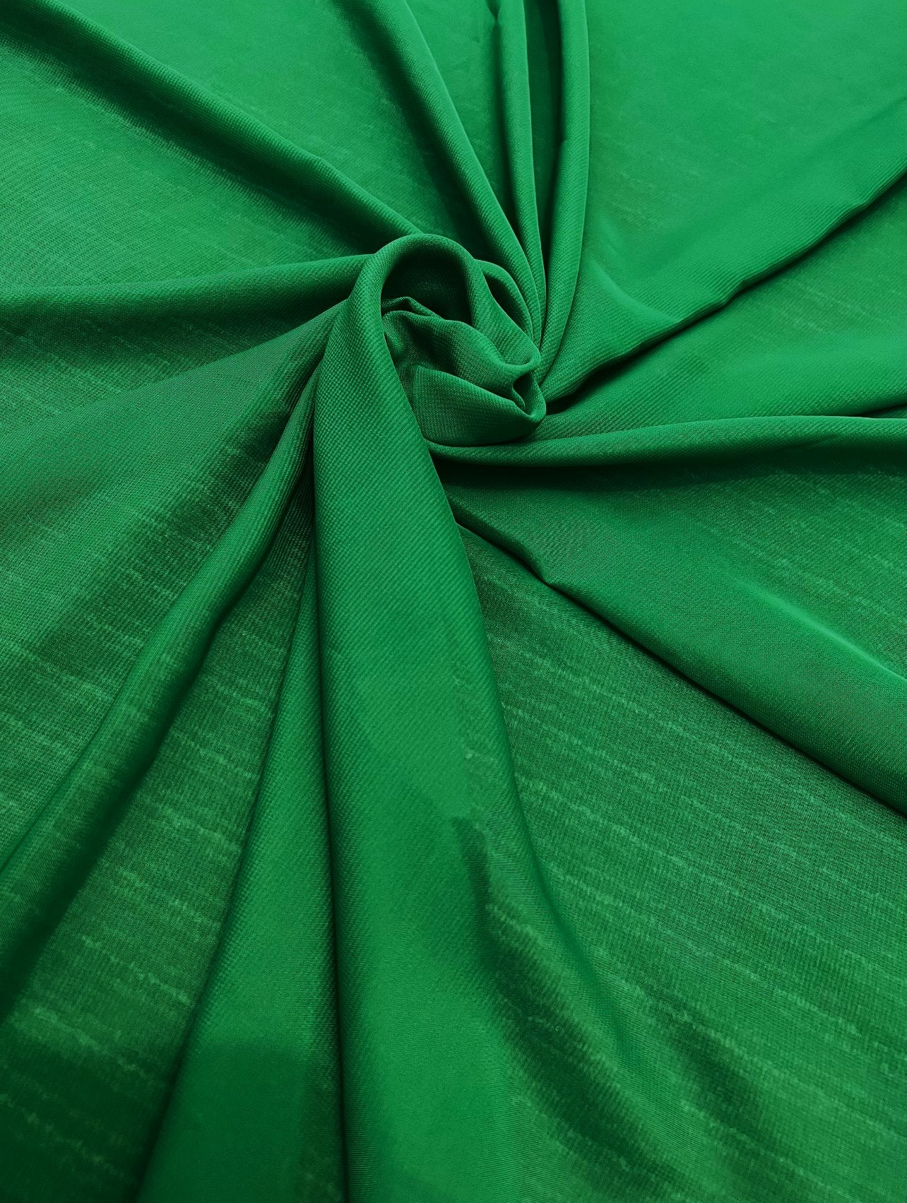 kelly green chiffon, green chiffon, light green chiffon, dark green chiffon, chiffon for woman, chiffon for bride, premium chiffon, chiffon in low price, chiffon for party wear, chiffon for gown