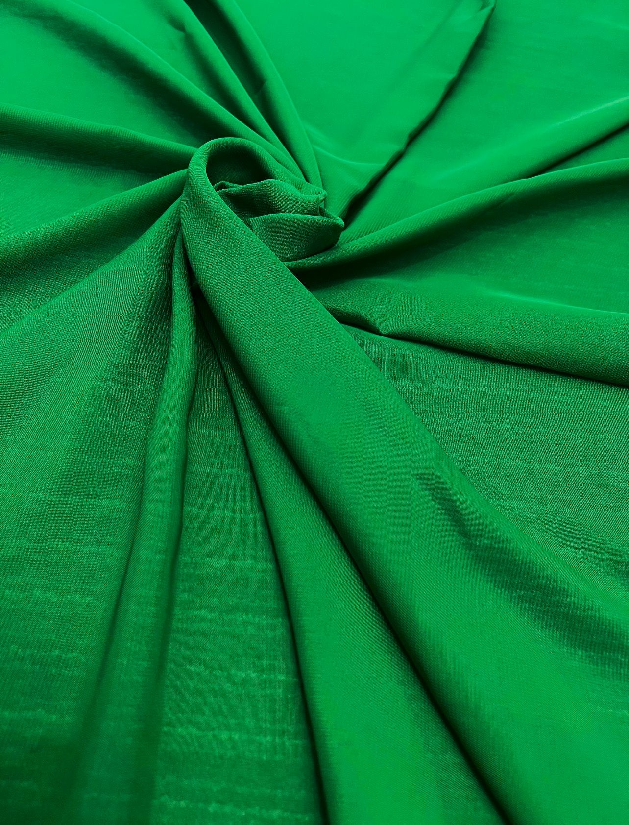 kelly green chiffon, green chiffon, light green chiffon, dark green chiffon, chiffon for woman, chiffon for bride, premium chiffon, chiffon in low price, chiffon for party wear, chiffon for gown