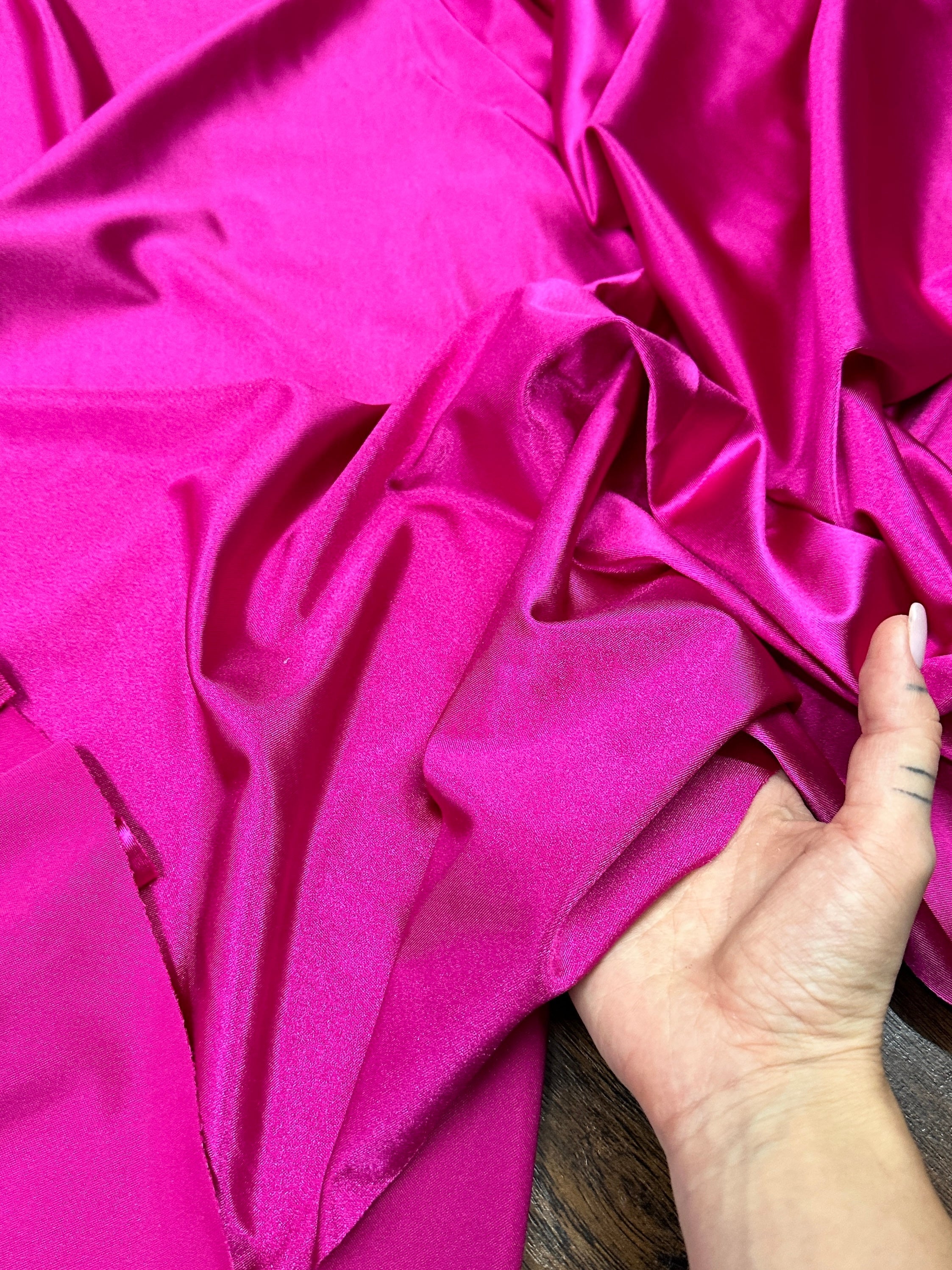 fuchsia nylon spandex, pink nylon spandex, rose pink nylon spandex, light pink nylon spandex, maroon nylon spandex, dark pink nylon spandex, fuchsia nylon spandex for bride, pink nylon spandex for woman, spandex on sale, discount spandex, premium spandex