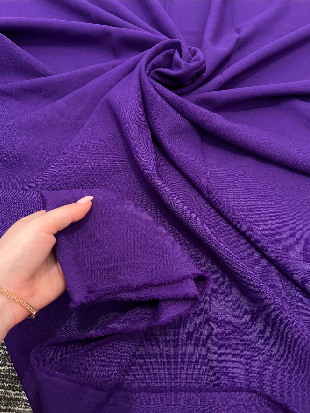 Purple poplin, light purple poplin, lilac poplin, dark purple poplin, lavender poplin, poplin fabric for woman, poplin fabric for bride, poplin fabric on sale, poplin fabric on discount, premium poplin fabric, cheap poplin fabric