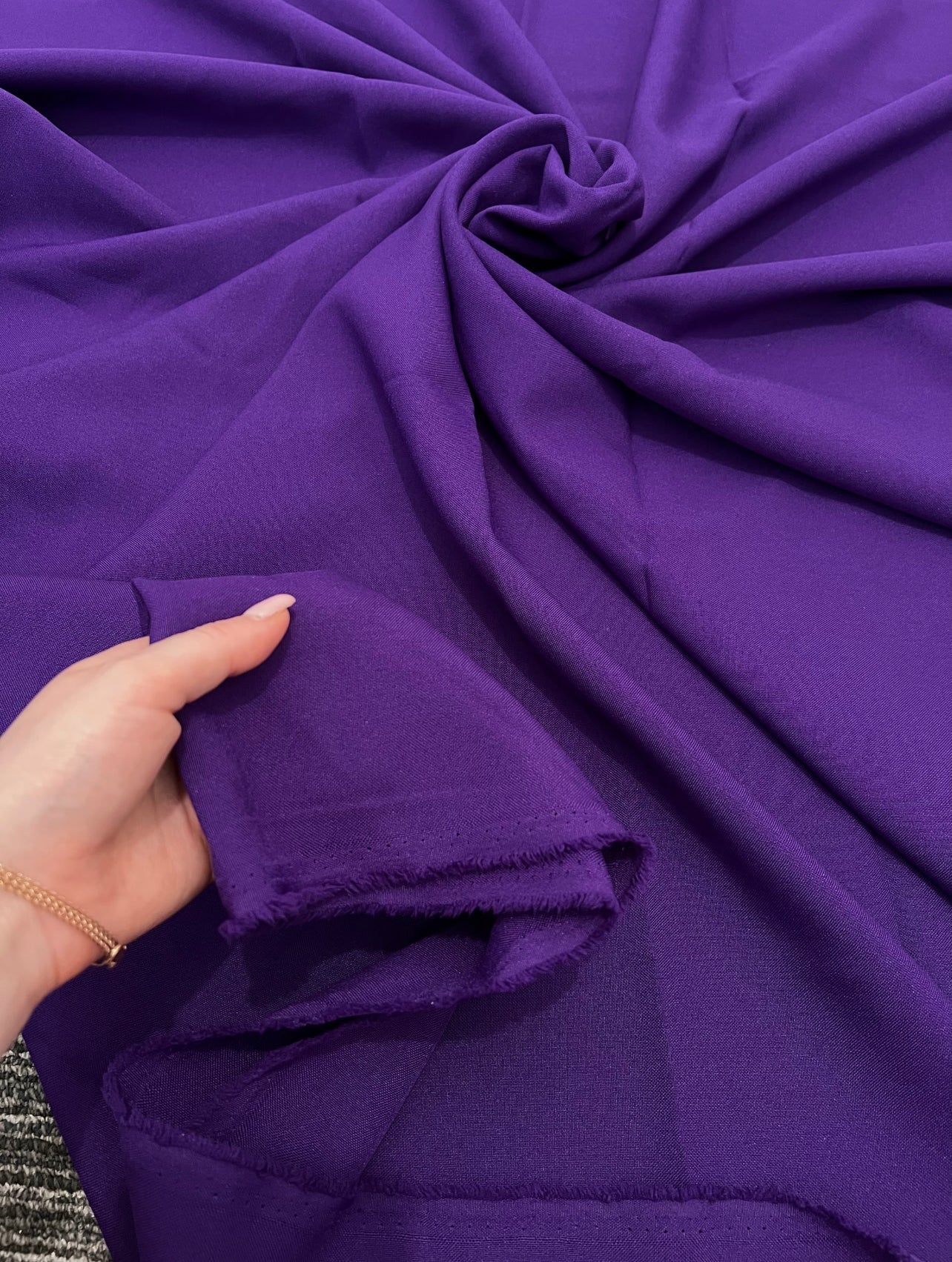 Purple poplin, light purple poplin, lilac poplin, dark purple poplin, lavender poplin, poplin fabric for woman, poplin fabric for bride, poplin fabric on sale, poplin fabric on discount, premium poplin fabric, cheap poplin fabric