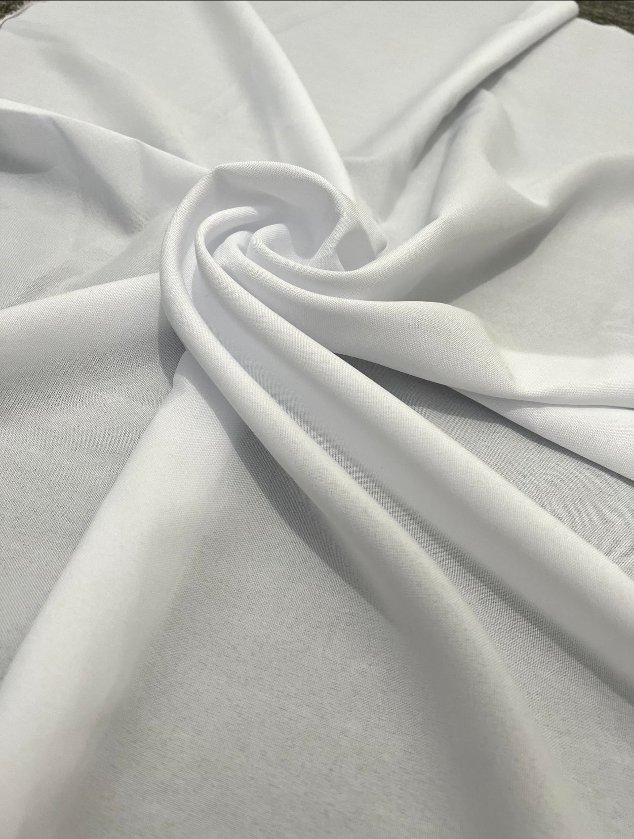 white poplin, off white poplin, bright white poplin, poplin fabric for woman, poplin fabric for bride, poplin fabric on sale, poplin fabric on discount, premium poplin fabric, cheap poplin fabric