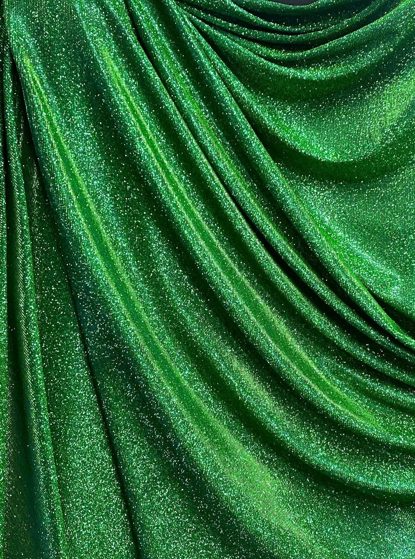 emrald green metallic lurex, light green metallic lurex, dark green metallic lurex, lime green metallic lurex, khaki green metallic lurex, metallic lurex for woman, party wear metallic lurex, shiny lurex, metallic lurex for bride, lurex on discount, lurex on sale, buy metallic lurex online