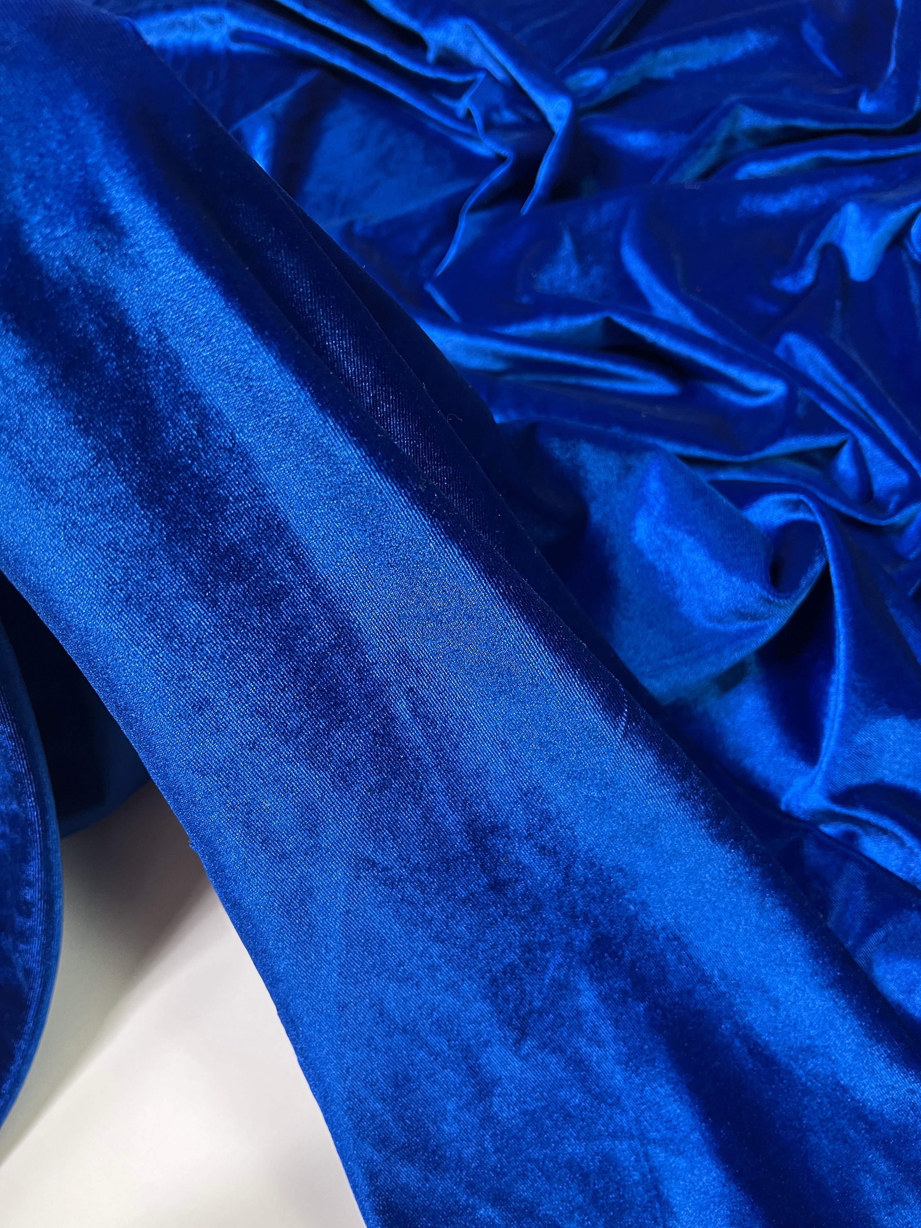 Royal Blue Velvet – KikiTextiles