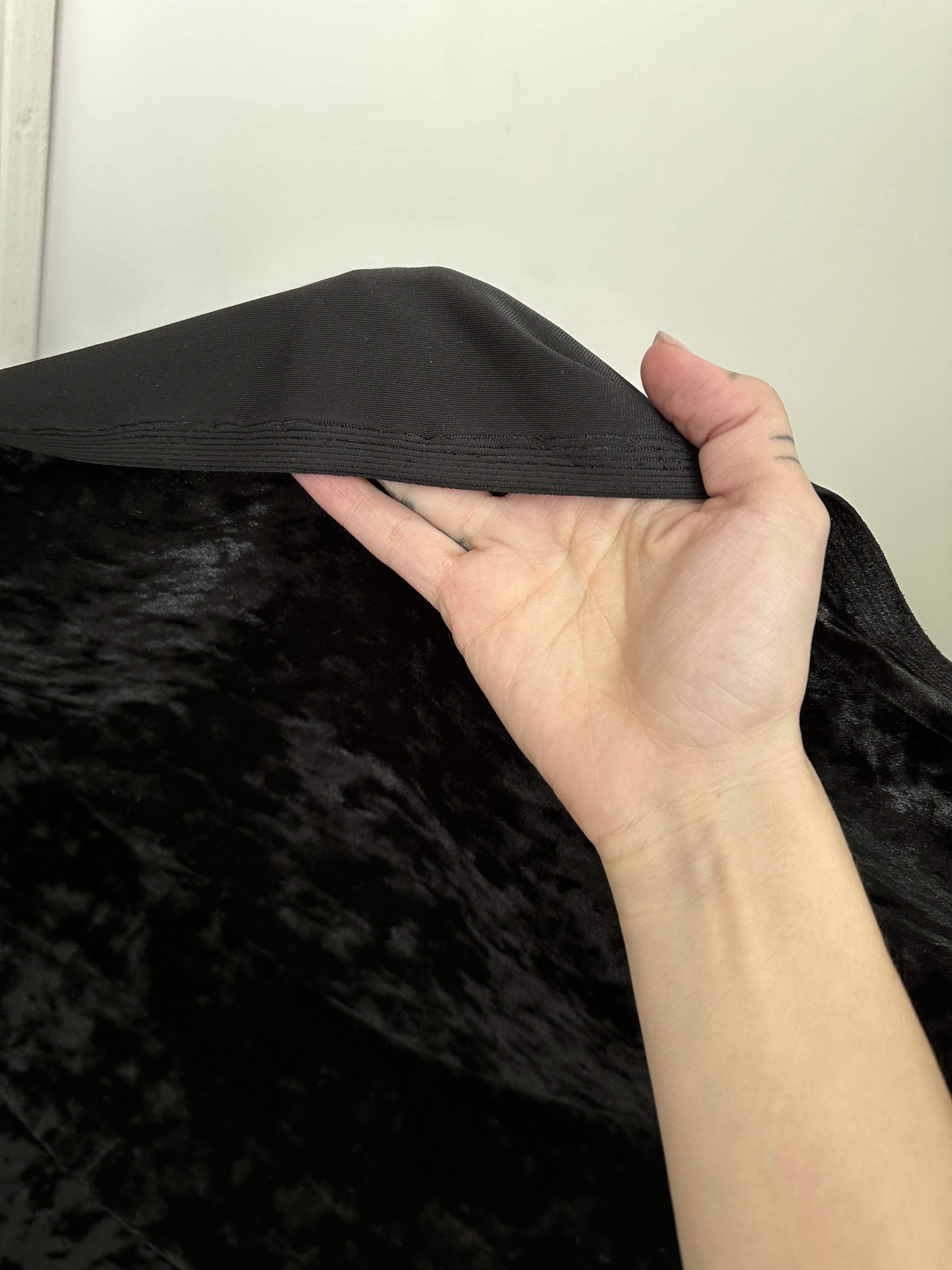 Black crushed velvet, Black velvet for woman, velvet fabric, stretch velvet, spandex velvet, polyester velvet, velvet by the yard, crushed velvet, stretch crushed velvet, spandex crushed velvet, velvet for pillow, velvet for apparel, velvet for clothing,