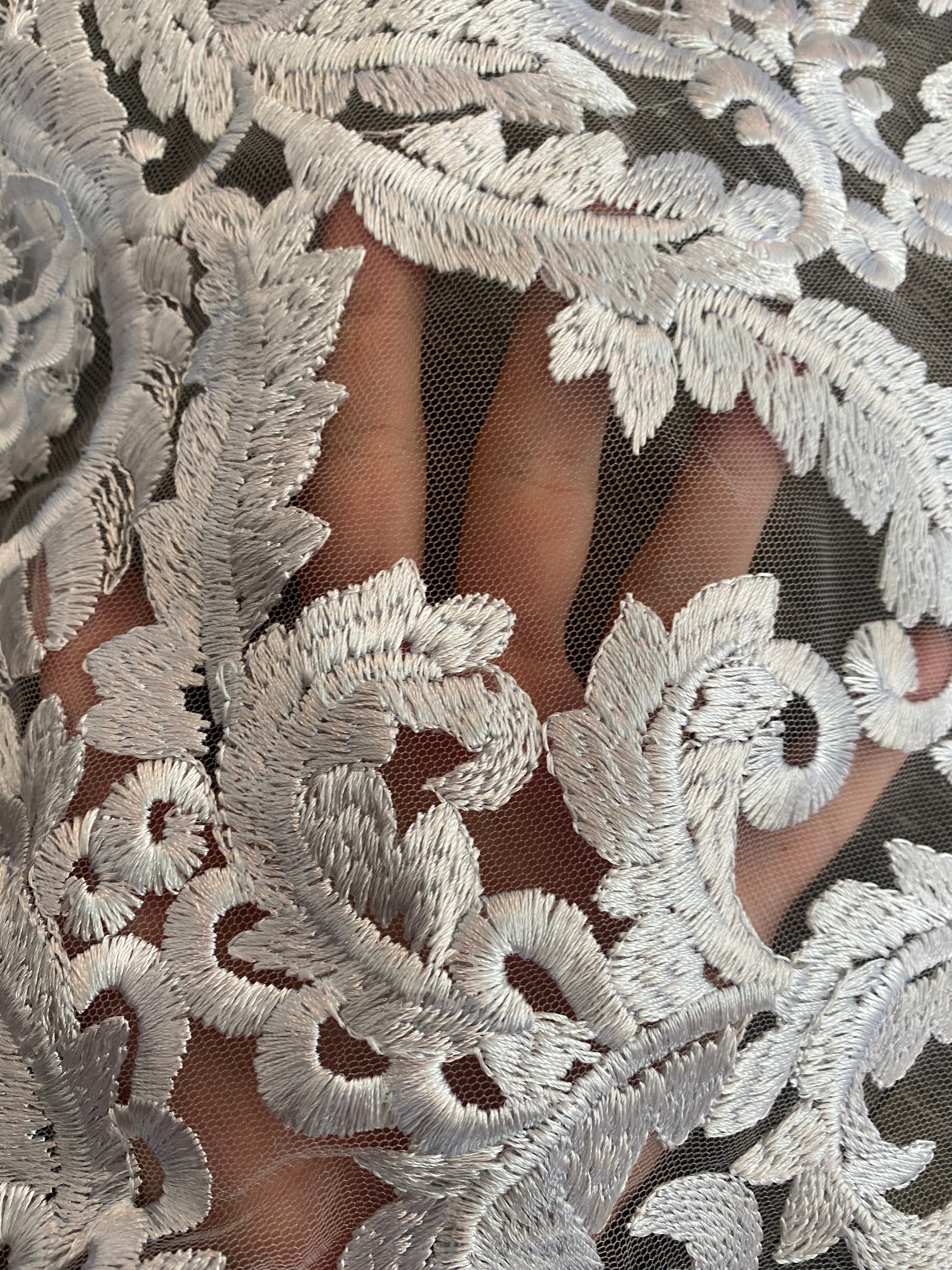  Light Silver Guipure Lace, silver lace for woman, bridal lace in silver, lace for home decor, lace for curtains, lace for skirts, lace in low price, discounted lace, best quality lace, durable lace, cheap lace, sale on lace
