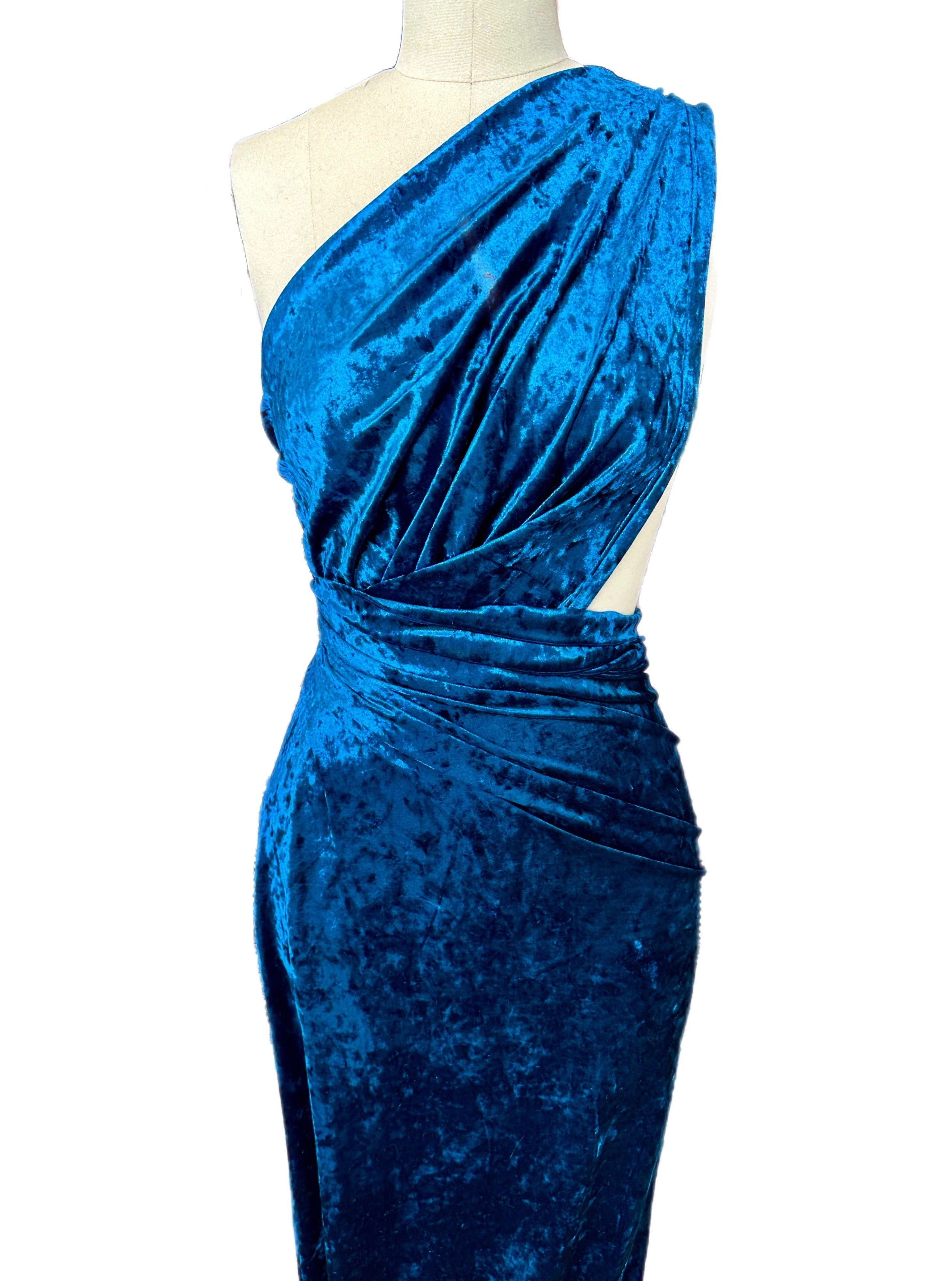 teal blue crushed velvet, teal blue shinny velvet, velvet for woman, kikitextile velvet, shinny blue velvet, dark blue velvet, sparkle blue velvet, ocean blue velvet, velvet for woman, velvet for bride, premium velvet, cheap velvet, velvet on discount, velvet on sale